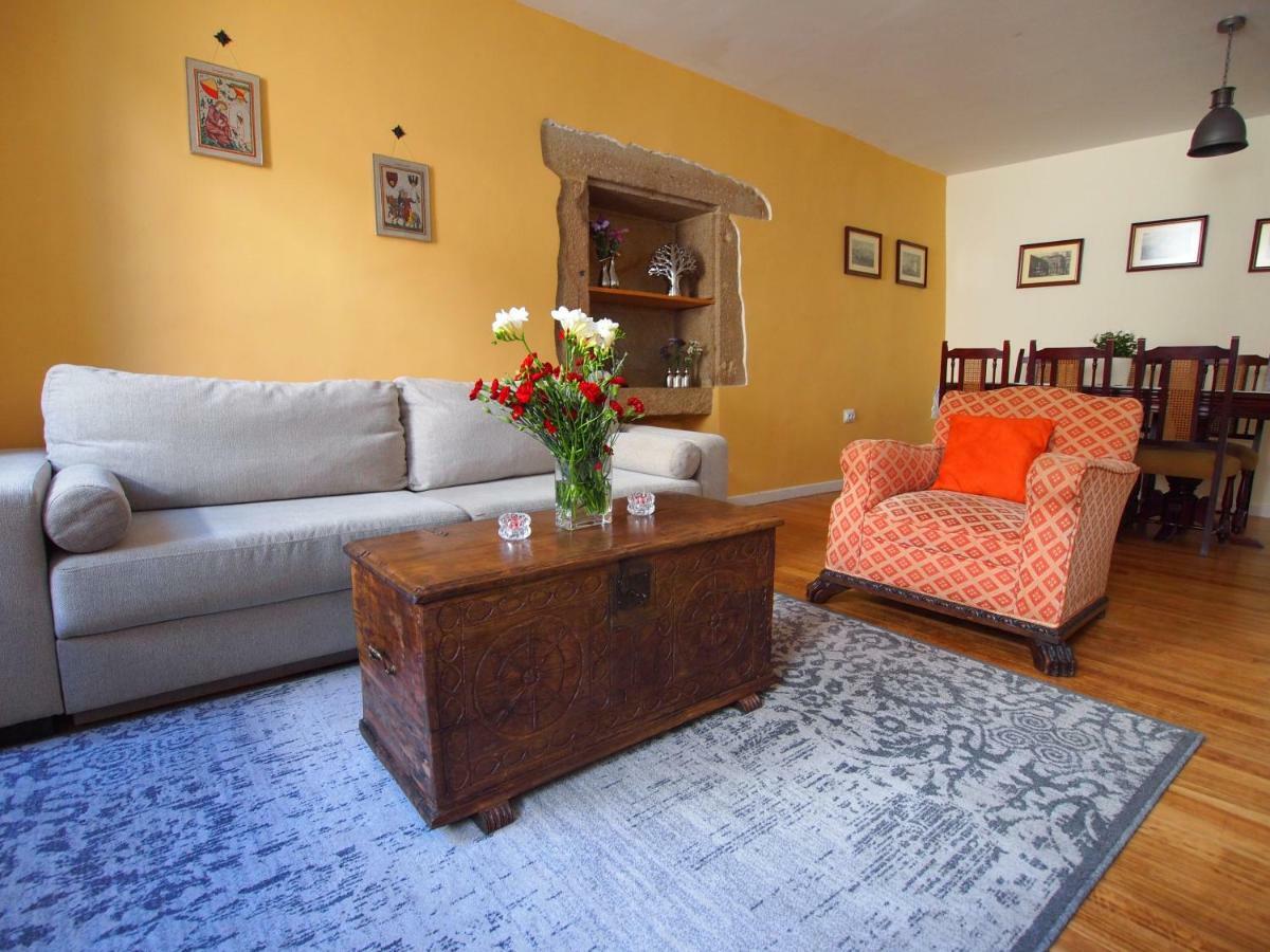 Casco Historico Apartamentos - Old Town Apartments Santiago de Compostela Bagian luar foto
